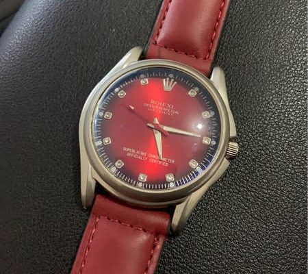 Montre en cuir Le cuir
