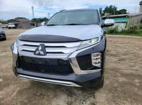 Mitsubishi Montero Sport