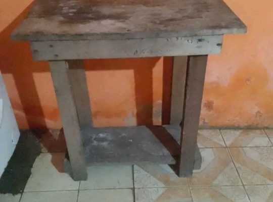 Table en bois pour réchaud