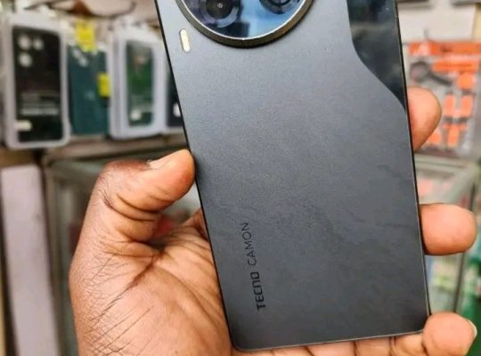 Tecno camon 30pro