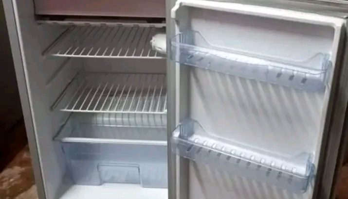 Réfrigérateur ADH 120L