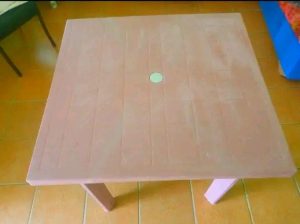 Grande table en plastique