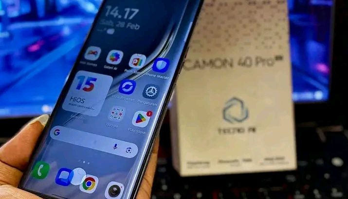Tecno camon 40 pro