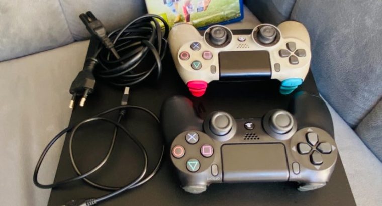 Ps4 slim soigné (500Go)