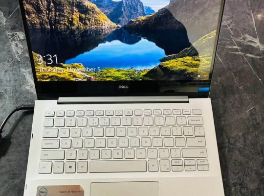 Ordinateur portable Dell Inspiron 13