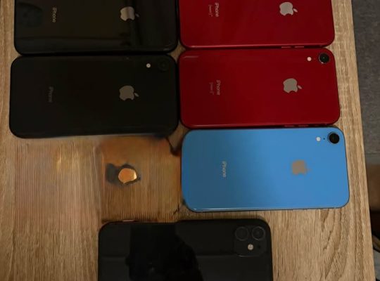 IPHONE XR DISPONIBLE