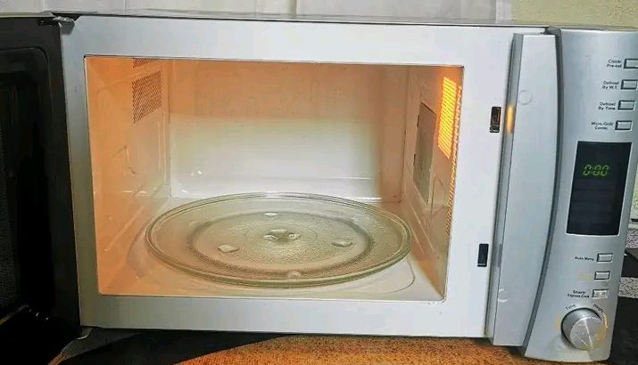 MICRO-ONDES KELVINATOR 34 L