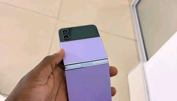 Samsung Z Flip 4
