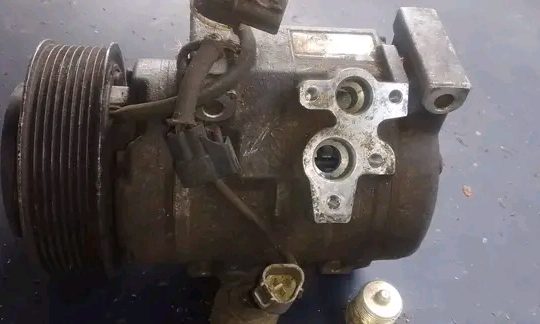 Compresseur Toyota Alphard