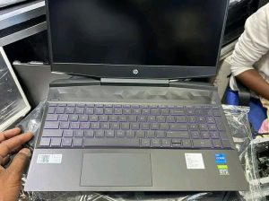HP Pavilion 11 Generation i7