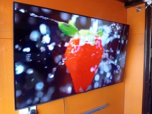 TV Samsung QLED 58 pouces SMART avec télécommande