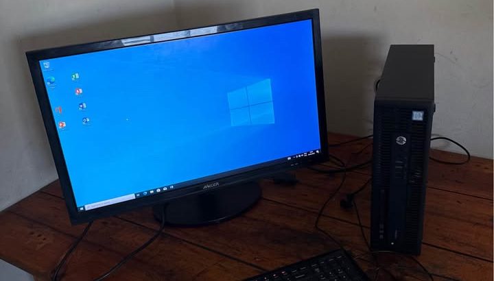 ORDINATEUR DE BUREAU