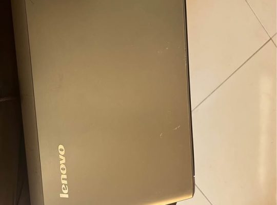 Ordinateur portable Lenovo