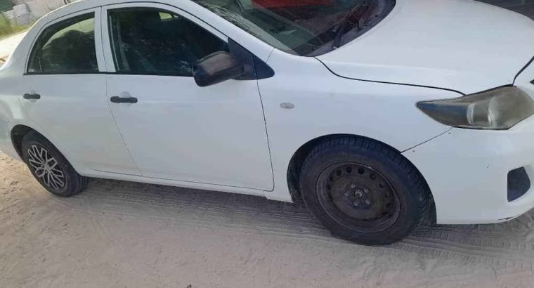 Toyota Corolla Quest, modèle 2015, boîte manuelle