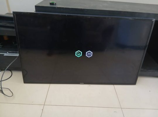 Télé intelligente Samsung 46 pouces