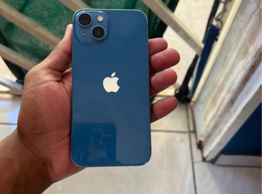 iPhone 13