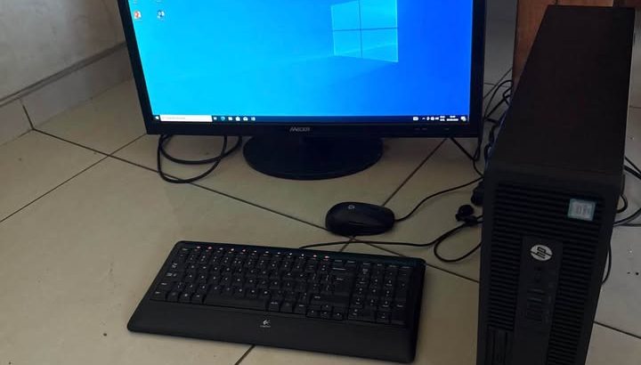 ORDINATEUR DE BUREAU