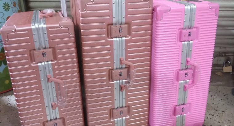 VALISES EN ALUMINIUM