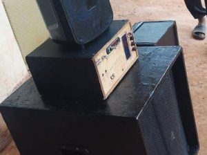 Amplificateur 100w et 100w et 1200watt