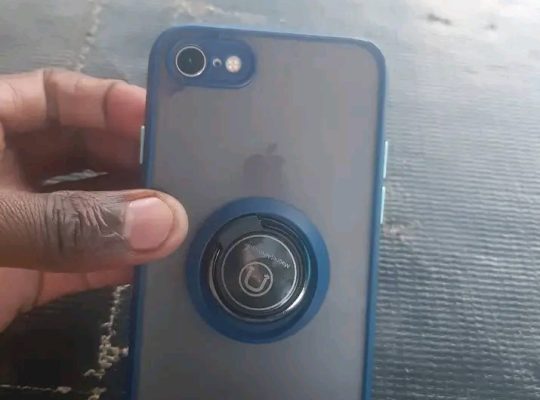iphone 8 64Go