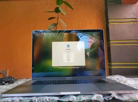 Apple MacBook Pro 15 pouces, 2018, i7