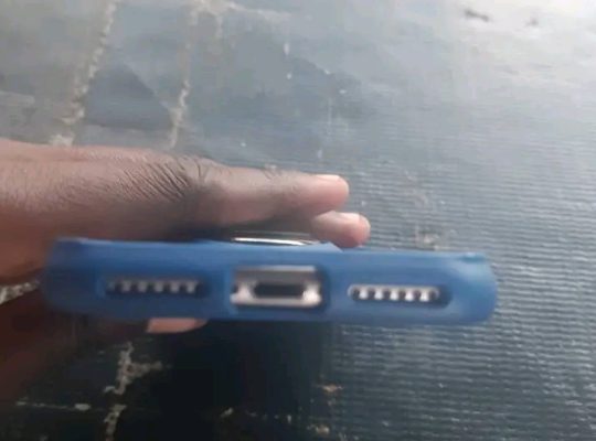 iphone 8 64Go
