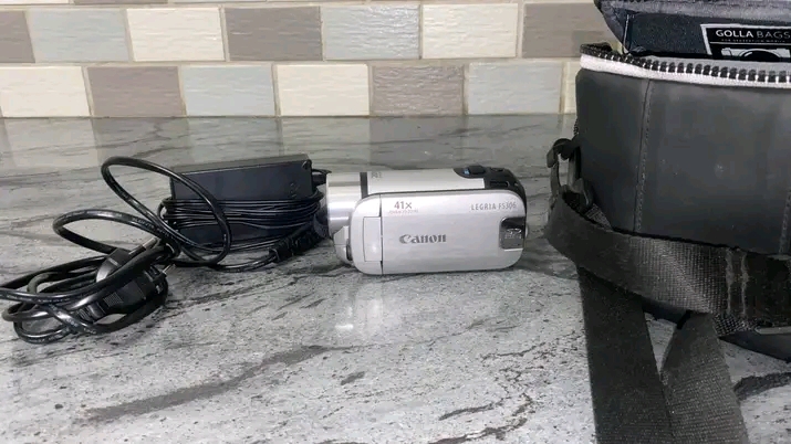 Caméscope vintage des années 2000