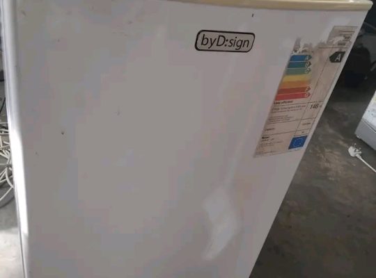 Mini-frigidaire