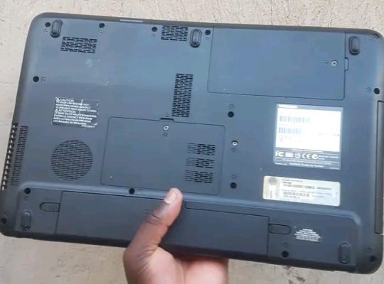 Toshiba Satellite    . Intel  Duo Core