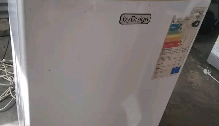 Mini-frigidaire
