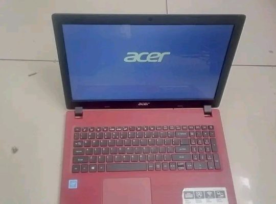 Acer Aspire A315, processeur Intel Celeron