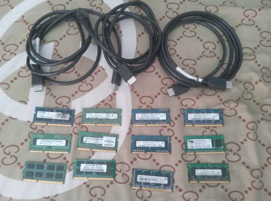 Câbles HDMI, Barrettes de mémoire vive DDR3