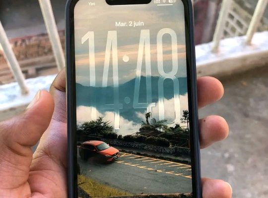 iPhone 13