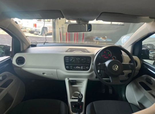 2014 VW UP !