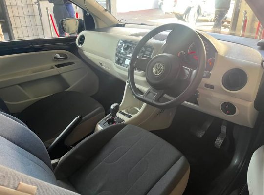 2014 VW UP !