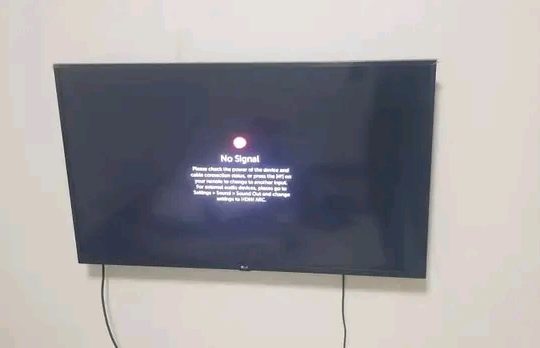 LG Smart TV 43 pouces