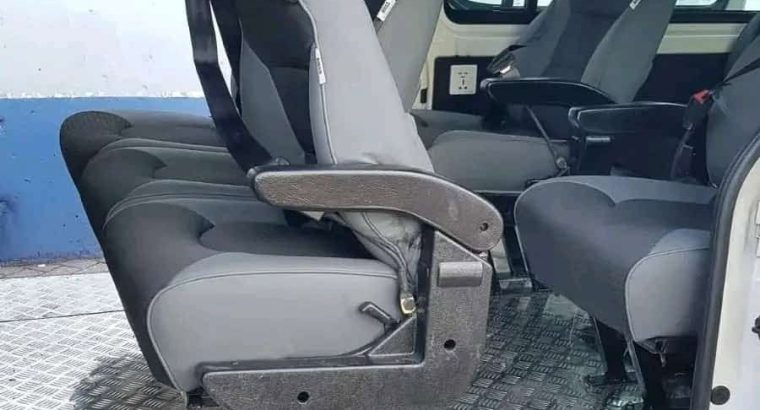 Aménagement d’un minibus de tournée