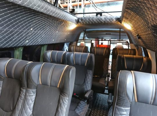 Aménagement d’un minibus de tournée