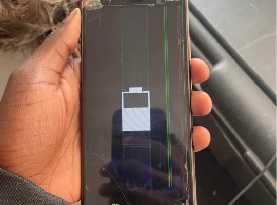 Écran endommagé sur un Nokia 7 Plus