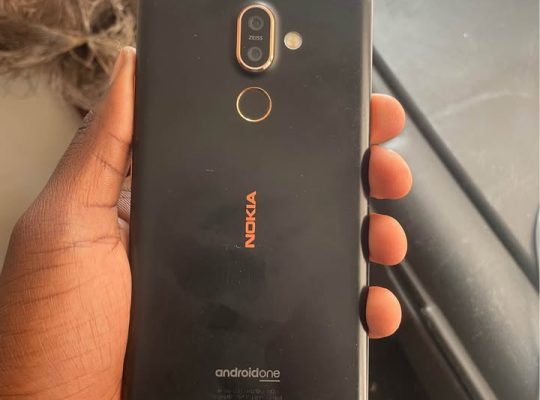 Écran endommagé sur un Nokia 7 Plus