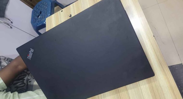 ThinkPad T14, Core i5