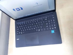 Asus Expertbook core i3