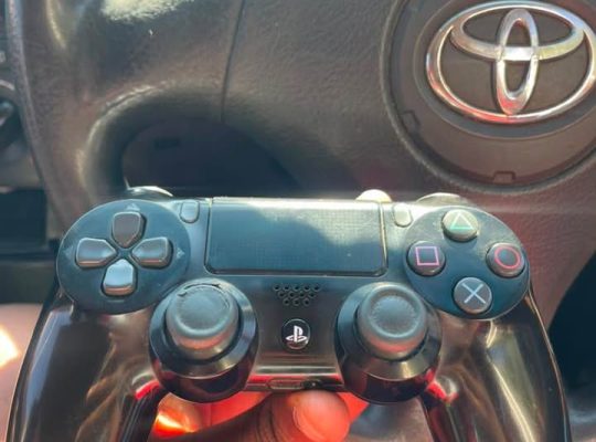 Manette PS4 d’origine