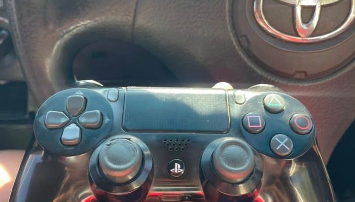 Manette PS4 d’origine