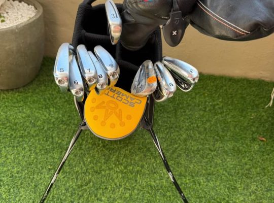 Set complet de golf haut de gamme pour gauchers