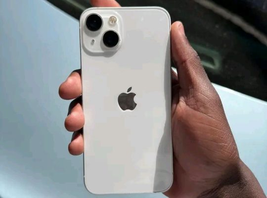 iPhone 13 standard