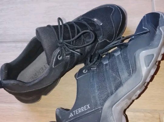 Chaussures adidas Terrex
