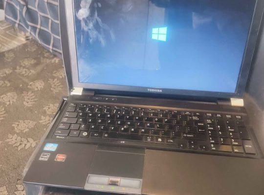 Toshiba laptop core i7 vPro
