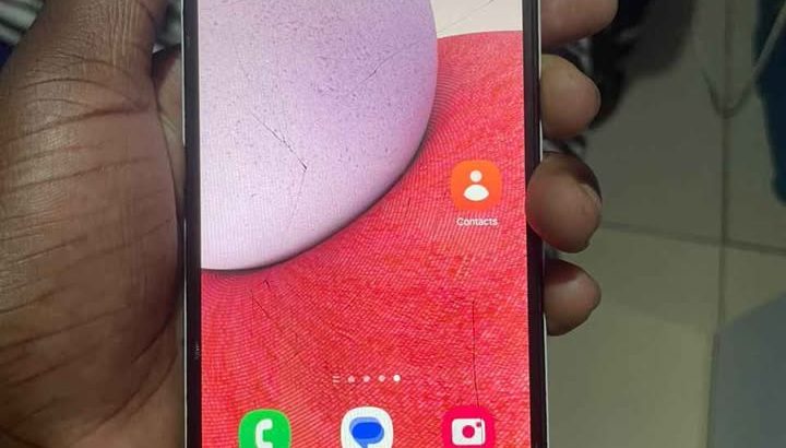 Samsung A12