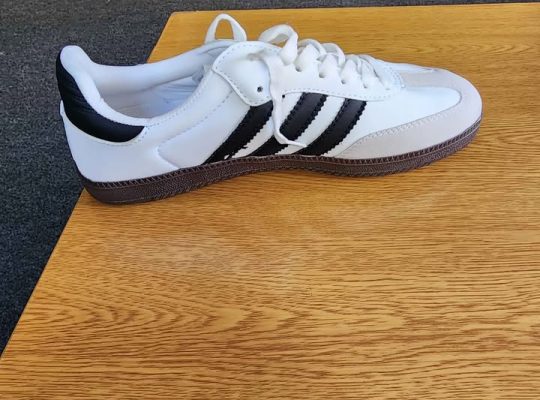 Samba sneakers